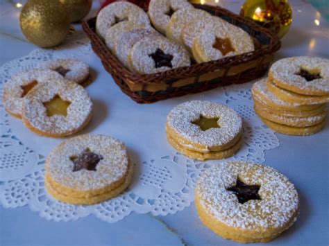 biscotti-occhio-di-bue-natalizi-frolla-sablè- ricetta ...