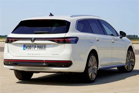 2024 Volkswagen Passat Variant B9 фото и цена характеристики нового