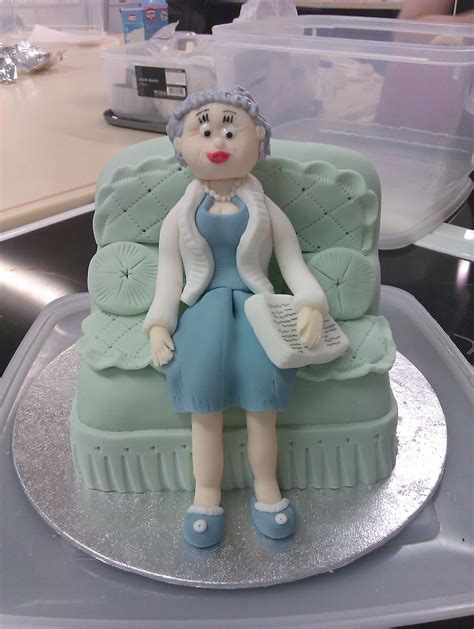 Abbies Cake Adventures An Old Lady In A Chair Part Three