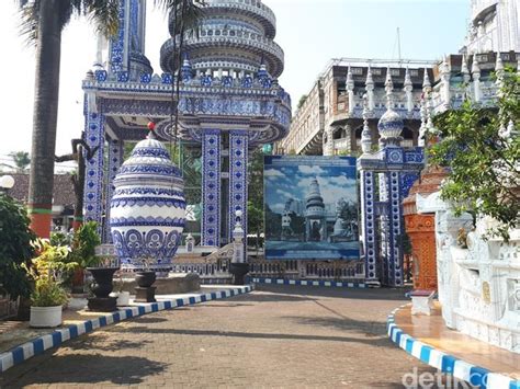 Jam buka masjid tiban turen malang : Masjid Tiban Pintu Seribu Turen Malang - Nusagates