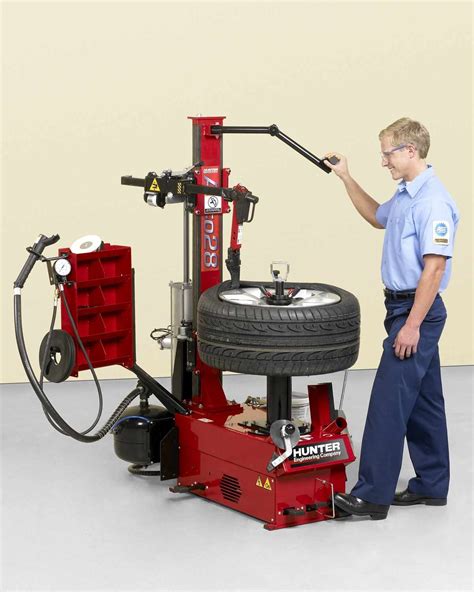 Hunter releases Auto28 tire changer