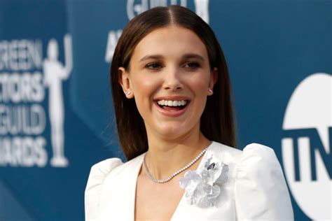 Millie Bobby Brown Net Worth 2023 Her Stranger Things Salary Lupon
