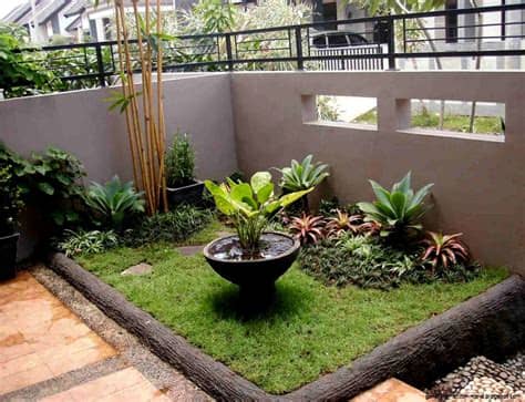 Model toko depan rumah yang banyak dicari orang yang memiliki tanah di pinggir jalan kebanyakan akan dibuat dengan desain rumah toko minimalis 1 toko minimalis modern yang tren di tahun 2018 ini cenderung lebih mengedepankan corak warna toko yang kelihatan lebih jreng, berbeda dengan. Taman Rumah Cantik | Gallery Taman Minimalis