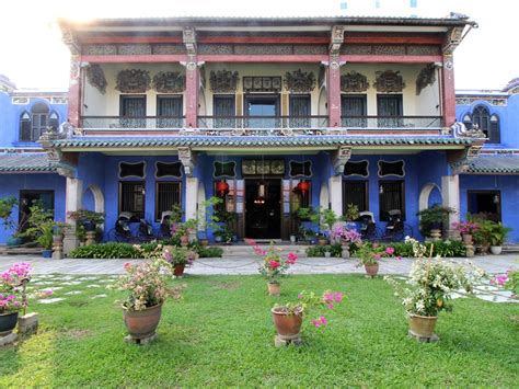 The cheong fatt tze mansion is a government gazetted heritage building located on leith street in george town, penang, malaysia. The Blue Mansion Penang | VMO