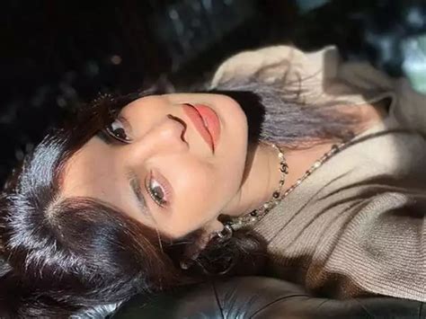 Priyanka Chopra Jonas Celebrates National Selfie Day With A Sexy Selfie