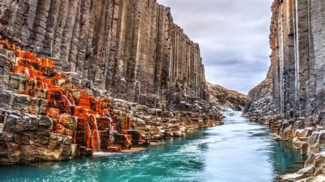 Stuðlagil Basalt Canyon Jökuldalur Múlaþing Iceland Windows