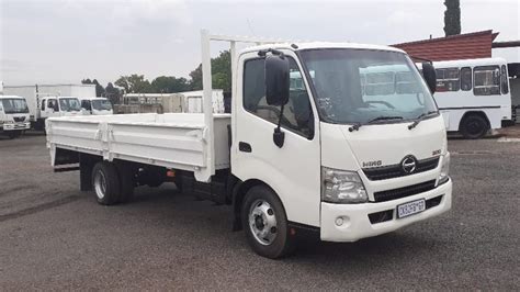 Thousands of used trucks for sale are available on pakwheels. 2014 Hino HINO 300 815 DROPSIDE Dropside trucks for sale ...