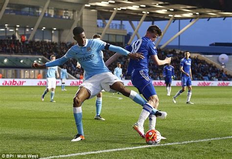 The chemical brothers — the darkness that you fear (2021). Manchester City 1-1 Chelsea: Second-half Aaron Nemane ...