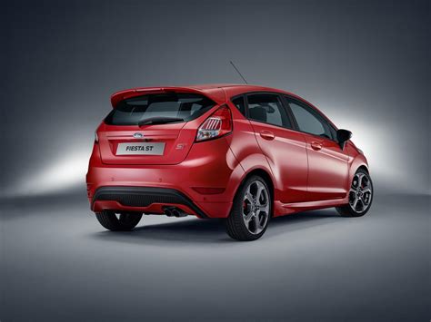 2017 Ford Fiesta St Five Door Introduced In Europe Autoevolution