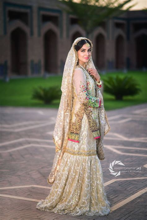 Nikkah Bride Pakistani Wedding Dresses Bridal Dress Fashion