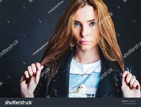 Young Sensual Model Girl Pose Studio Stock Photo 186640571 Shutterstock