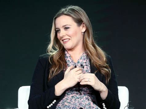 clueless actress alicia silverstone reveals she takes baths with her nine year old son
