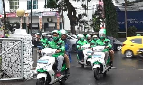 Terapkan Ojol Day Ribuan Asn Makassar Naik Transportasi Online Ke
