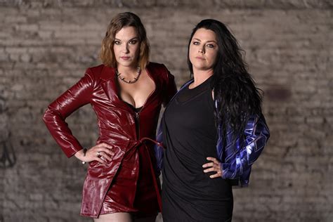 Evanescence Halestorm Double Up On Rock Riffs For New Tour Ap News
