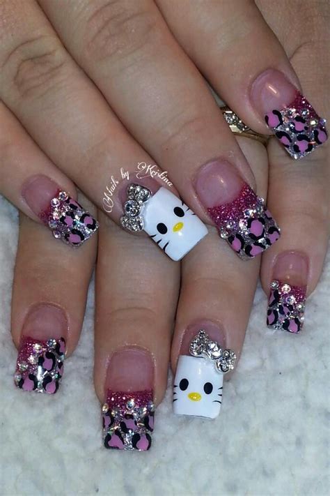 Do you have to wrap her in a towel to give her a manicure? Cute Hello Kitty nail. | Hello kitty nails, Nails now, Cat ...
