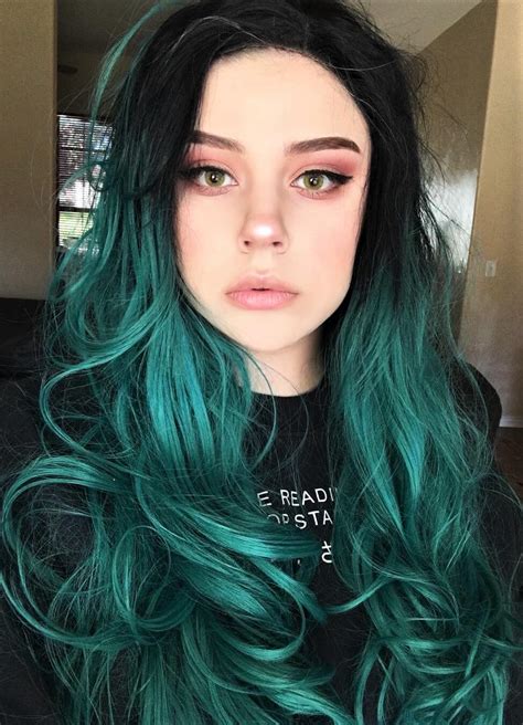 Edgy Hair Dye Ideas 35 Edgy Hair Color Ideas To Try Right Now Edgy Hair Iby Hxfv8