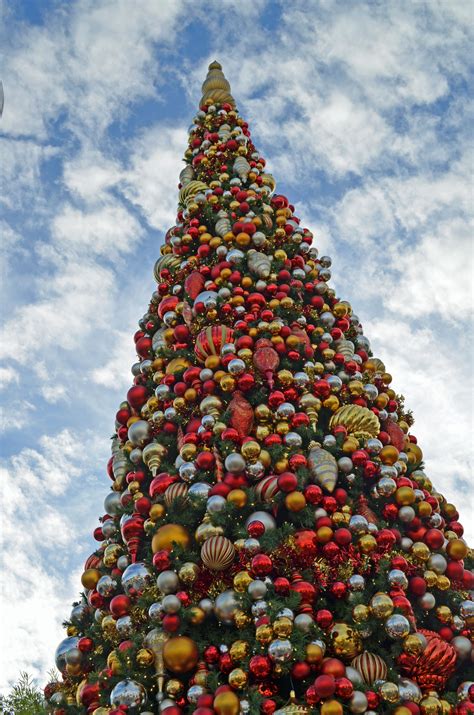 45 Amazing Disney Christmas Tree Decorations Ideas