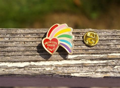 Volunteers Provide Rainbows Heart Metal And Enamel Lapel Pin Pinback