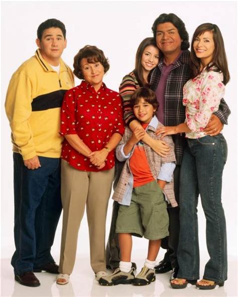 George Lopez Cast Photo 2003 04 Season Sitcoms Online Photo Galleries