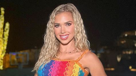 Chiefs Heiress Gracie Hunt Labeled A Gorgeous Women As She Stuns Fans