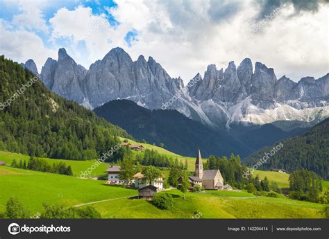 Val Di Funes South Tyrol Italy — Stock Photo © Pandionhiatus3 142204414
