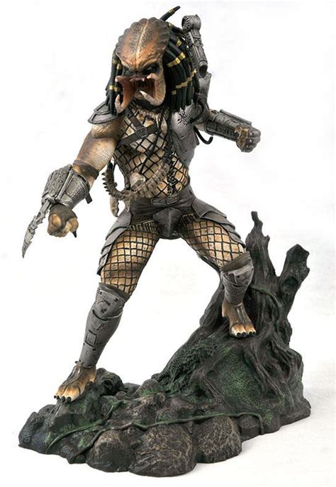 As a bonus, i include some famous predator types from. Diamond Select Toys and Collectibles, LLC - Predator ...