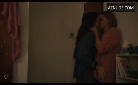 Quinn Shephard Chloe Grace Moretz Lesbian Scene In The Miseducation Of