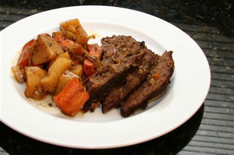 I used a beef tri tip roast in this recipe, but you. Tri-Tip Roast With Vegetables Is Flavorful and Tender in ...