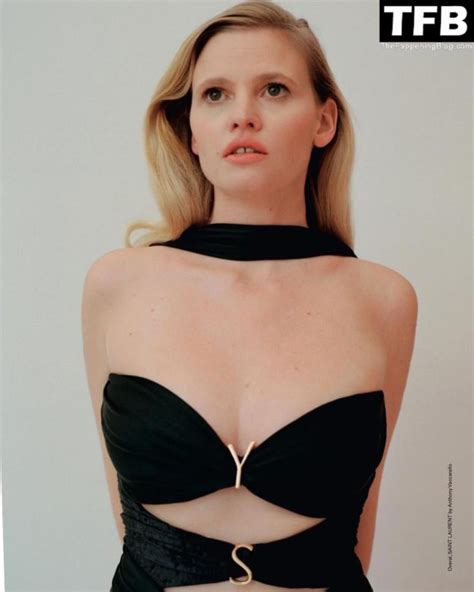 Lara Stone Nude And Sexy Collection 60 Photos Thefappening
