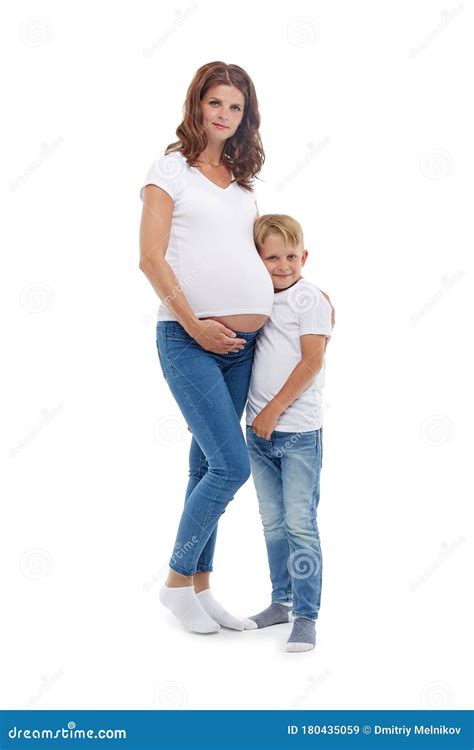 Schwangere Mit Sohn Stockbild Bild Von Erwartung Umarmung