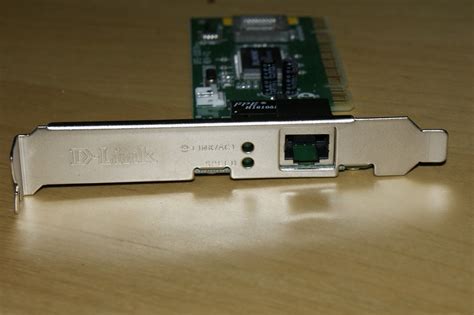 D Link 10100mbps Fast Ethernet Desktop Pci Network Card Adapter Dfe
