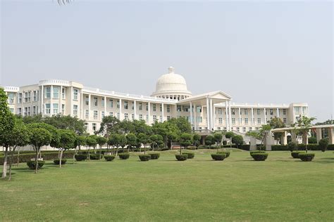 Noida International University Changing The Educational Landscape