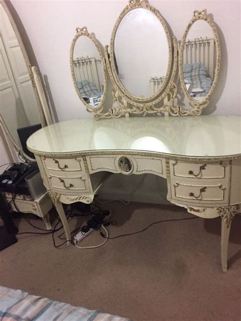 Shop by furniture assembly type. Harrods French Louis Style Bedroom Chest Make-up Dressing ...