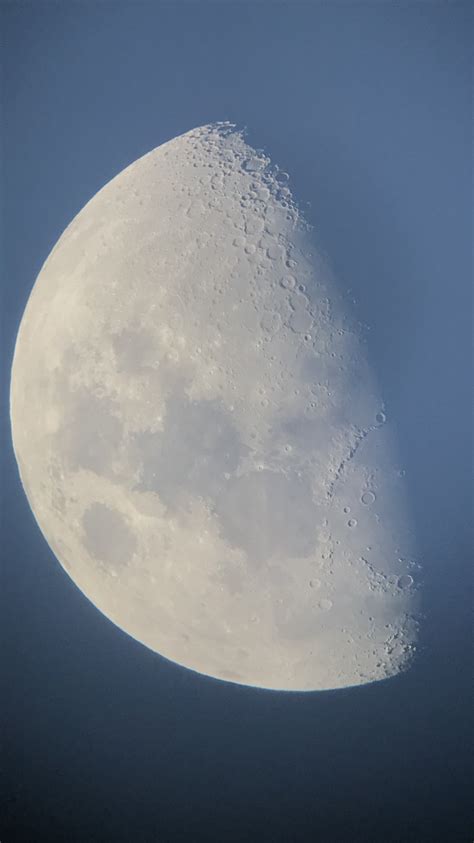 Daytime Moon Rastrophotography