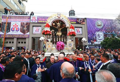 La Devoción Al Señor De Los Milagros El Montonero