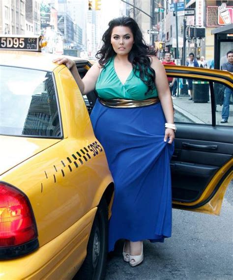 Plus Size Model Loses 200lbs After Embarrassing Incident