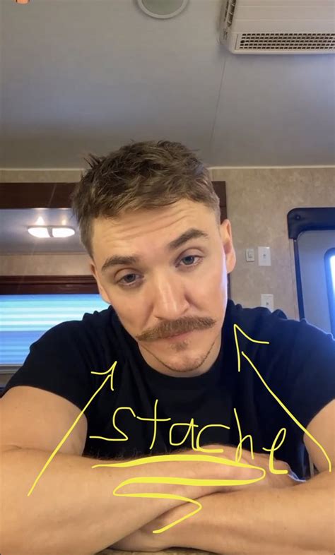 Kyle Gallner On Twitter Green Arrow I Shoot Can Grow The Stache I