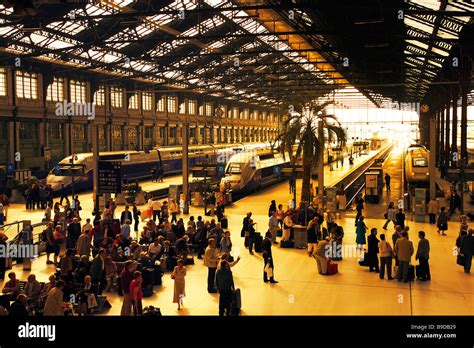 Gare De Lyon Railway Station Paris Stock Photo Alamy