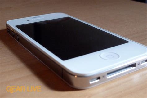 White Iphone 4 Hands On Gallery Gear Live