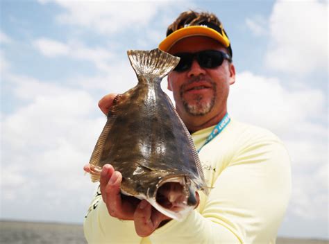 Catching Flounder In The Spring With Mark Davis Mossy Oak