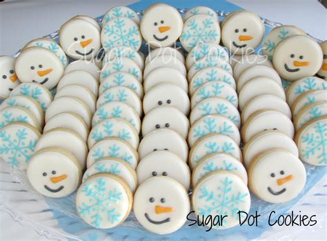 We know not everyone is a professional christmas cookie maker, so we. Snowmen faces and snowflakes for a holiday party.