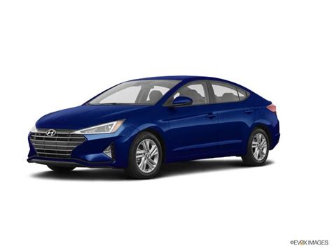 The 2020 hyundai elantra se sedan kicks off with a manufacturer's suggested retail price (msrp) of $18,950. 2020 Hyundai Elantra SEL IVT Lakeside Blue SEL 4dr Sedan ...