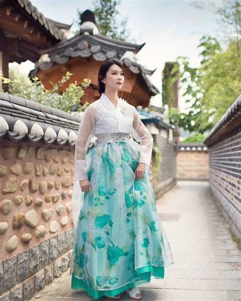 한복 Hanbok Korean Traditional Clothes[dress] Modernhanbok Traditional Outfits Traditional