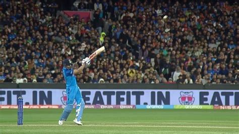Life Lessons Virat Kohlis Six Off Haris Rauf In India Pakistan T20