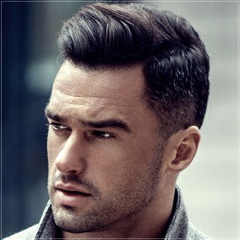 It gives you a fresh start and a lot of confidence as you step outside. Men's haircuts winter 2019 2020: all the trendsShort and ...