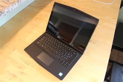 Alienware 13 R3 Powerful And Pretty If You Dont Mind Junk In The