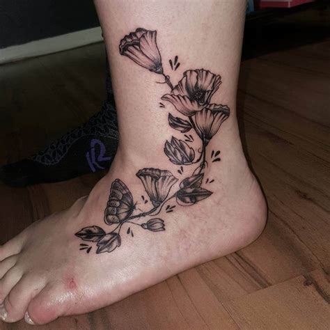 Discover thousands of free poppy tattoos & designs. 21+ Poppy Tattoos Designs, Ideas | Design Trends - Premium ...