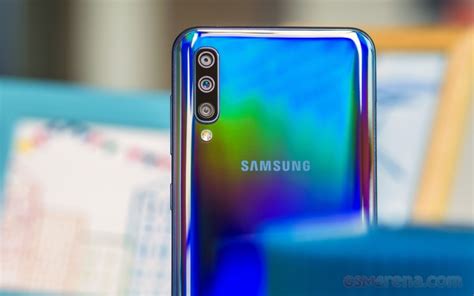 Samsung Galaxy A50 Review Design And 360 Degree Spin