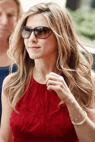 Jennifer Aniston In Tom Ford Sunglasses Get The Latest Eye Wear