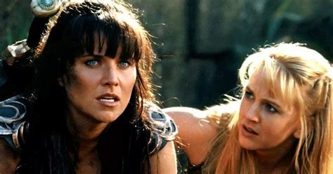Xena And Gabrielle Are Still Total Bffs As Lucy Lawless And Renee O Connor Pose Together